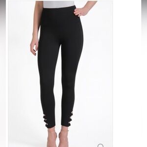 Lysse Leggings Cutout Ankle Crop Spanx